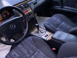 Mercedes E 240-15