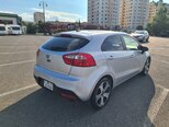 Kia Rio-5