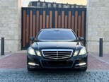 Mercedes E 220-1