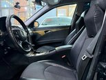 Mercedes E 220-11