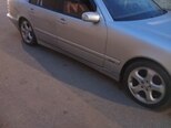 Mercedes E 320-6