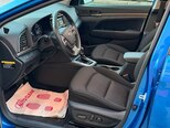 Hyundai Elantra-12