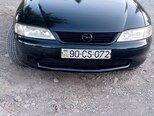Opel Vectra-11
