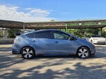 Toyota Prius-5