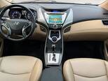 Hyundai Elantra-4
