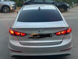 Hyundai Elantra-4