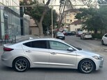 Hyundai Elantra-6