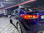 Hyundai Elantra-5
