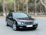 Mercedes E 280-1