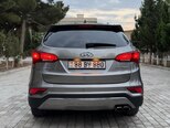 Hyundai Santa Fe-5