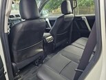 Toyota Land Cruiser Prado-12