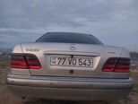 Mercedes E 230-9