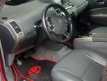 Toyota Prius-12