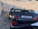 Mercedes E 230-2