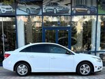 Chevrolet Cruze-10