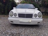 Mercedes E 230-1