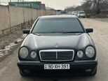 Mercedes E 280-1