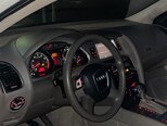 Audi Q7-5