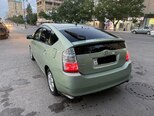 Toyota Prius-8