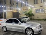 Mercedes E 240-3