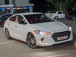 Hyundai Elantra-15
