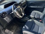Toyota Aqua-8