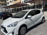 Toyota Aqua-4