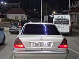 Mercedes C 200-8