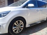 Kia Carnival-9