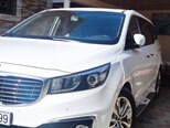 Kia Carnival-13
