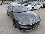 Hyundai Elantra-4