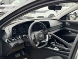 Hyundai Elantra-13
