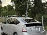 Toyota Prius-3