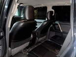 Toyota Land Cruiser Prado-4
