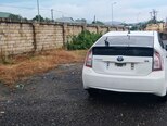 Toyota Prius-2