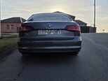 Volkswagen Jetta-4