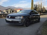 Volkswagen Jetta-1