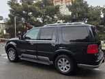 Lincoln Navigator-3
