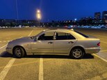 Mercedes E 230-6