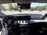 Mercedes E 300 e-9