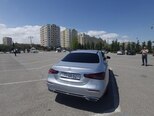 Mercedes E 300 e-12