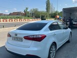 Kia Cerato-4