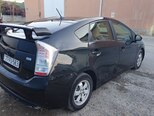 Toyota Prius-4