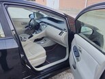 Toyota Prius-10