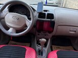 Hyundai Accent-11