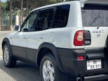 Toyota RAV4-4