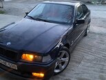 BMW 318-4