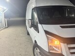 Ford Transit-5