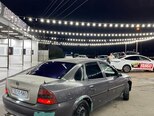 Opel Vectra-3