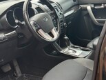 Kia Sorento-8